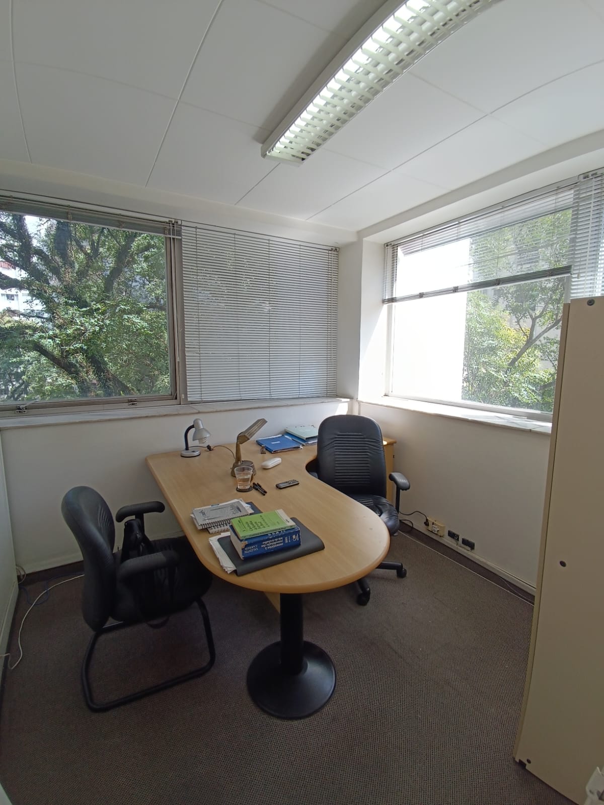 Sala Comercial e 1 banheiro à Venda, 48 m² por R$ 600.000