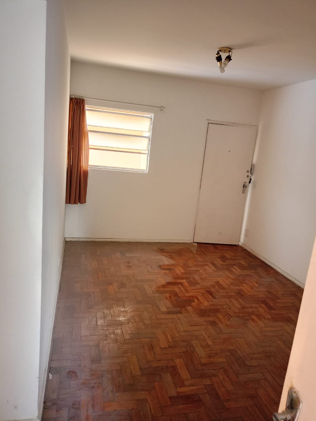 Apartamento com 2 Quartos e 2 banheiros à Venda, 52 m² por R$ 350.000