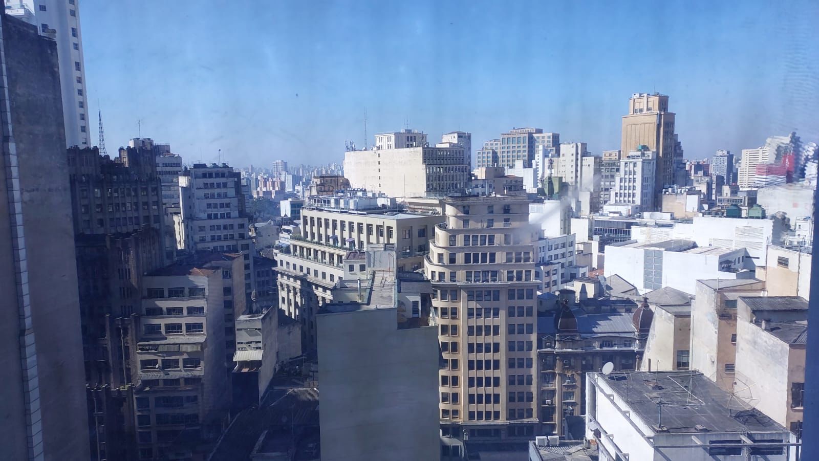 Sala Comercial e 2 banheiros para Alugar, 145 m² por R$ 6.700/Mês