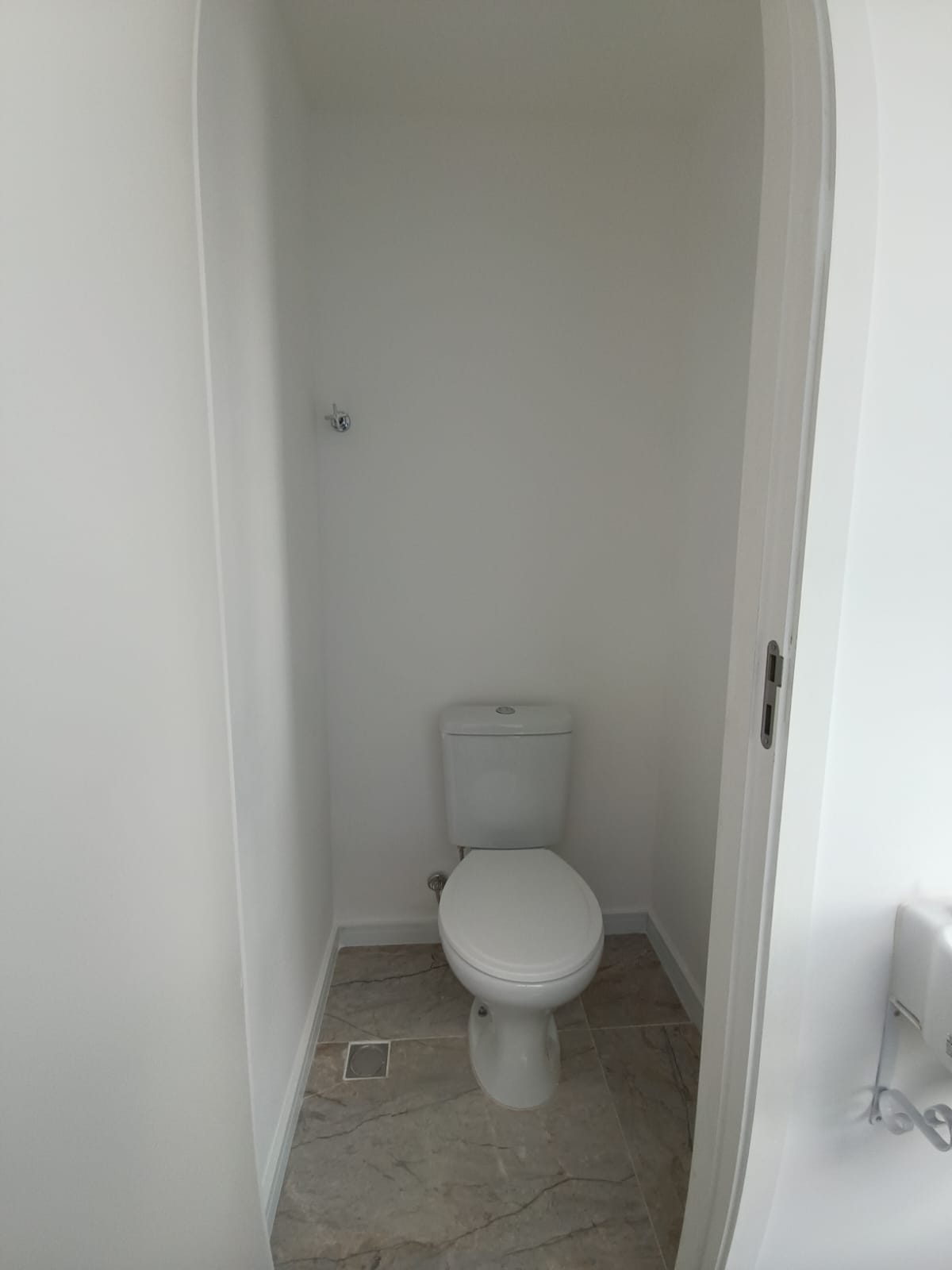 Sala Comercial e 2 banheiros para Alugar, 60 m² por R$ 4.500/Mês