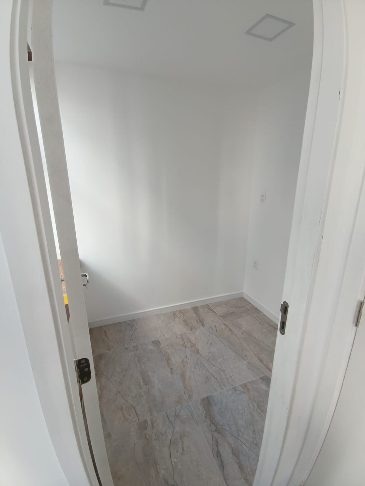 Sala Comercial e 2 banheiros para Alugar, 60 m² por R$ 4.500/Mês