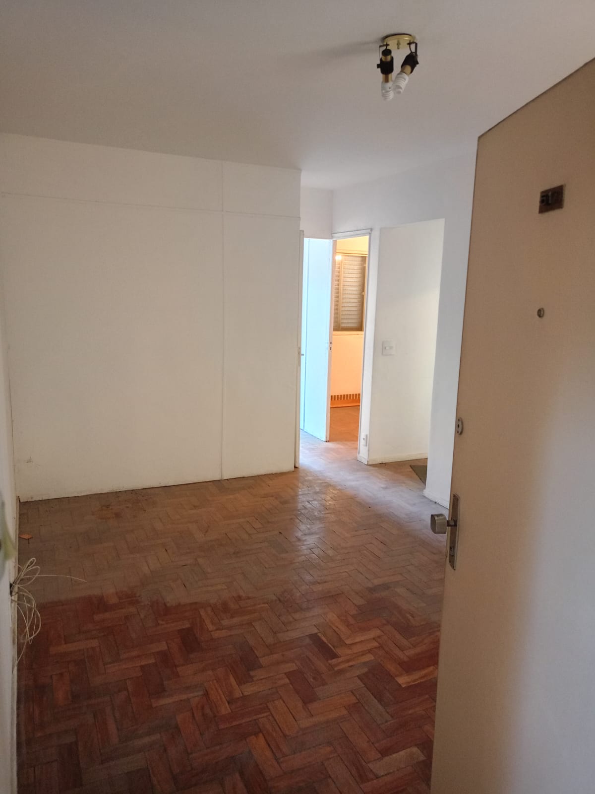 Apartamento com 2 Quartos e 2 banheiros à Venda, 52 m² por R$ 350.000