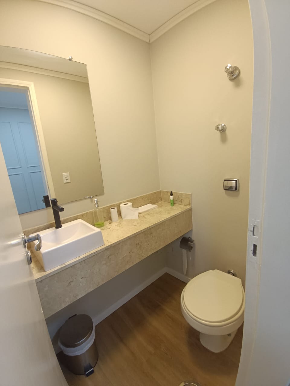 Consultório e 2 banheiros à Venda, 75 m² por R$ 600.000