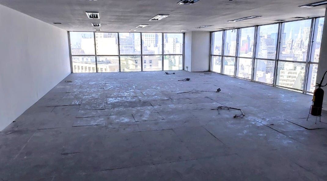 Sala Comercial e 2 banheiros para Alugar, 145 m² por R$ 6.700/Mês